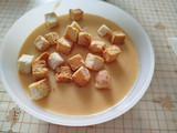 Crema de arroz con calabacín y patatas
