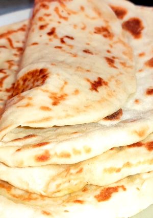 A picture of Quick Pita Breads for Souvlaki with Yogurt and Baking Powder.