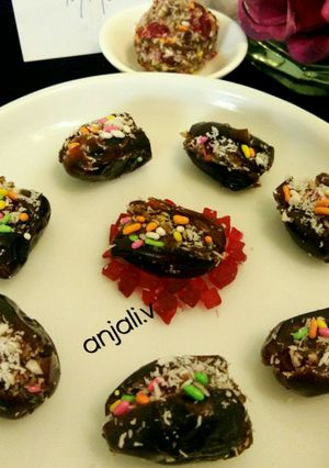 A picture of Gulkand Dates Delight.