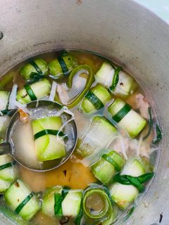 Hình của món Canh bí đao cuộn thịt.