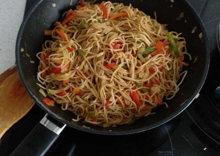 Fideos chinos con gambas