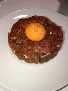 Una foto de Steak tartar