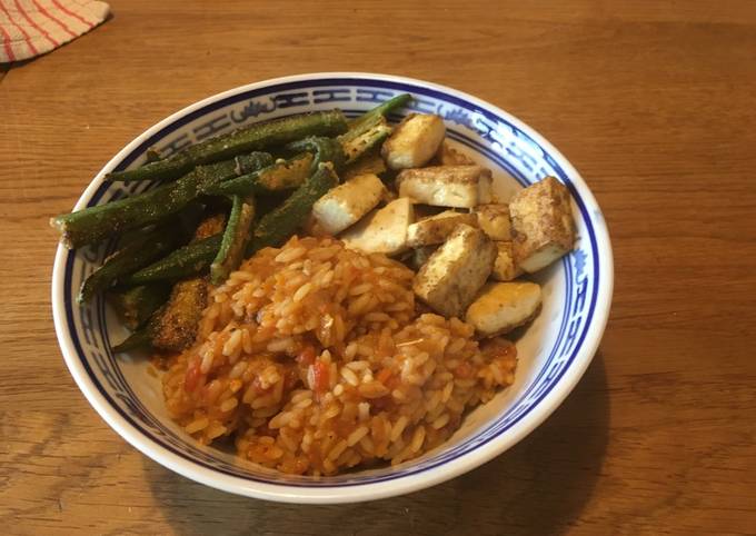 Jollof Rice, Fried Okra & Spiced Tofu