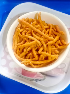 તીખા ગાઠીયા (Tikha Gathiya Recipe In Gujarati) રેસીપી મુખ્ય ફોટો