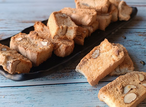 Foto di Biscotti albumi e mandorle