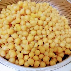 A picture of How to Soak, Cook, Freeze and Store Chickpeas.