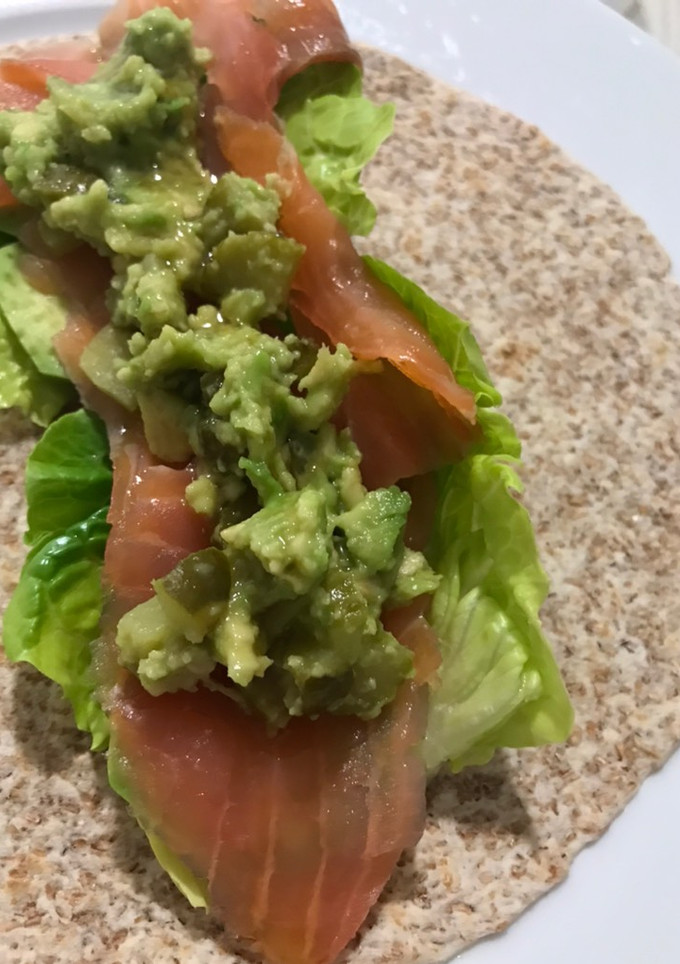 Una foto de Wrap de salmón ahumado