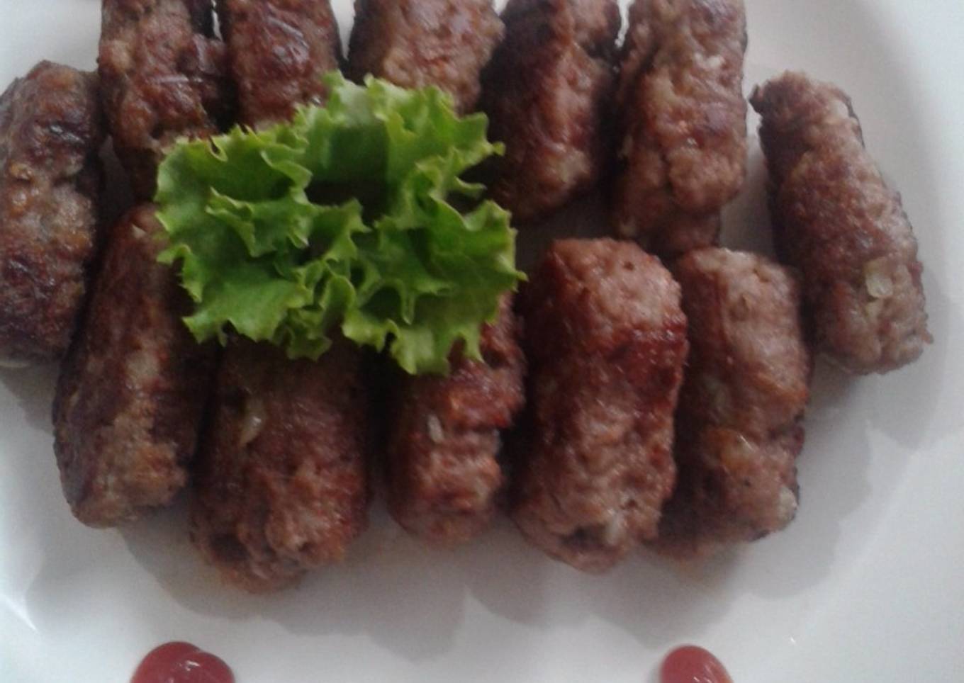 Perkedel daging sapi panggang
