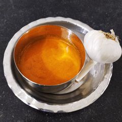 A picture of Garlic Chutney.