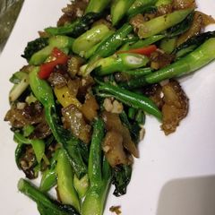 A picture of Choisam with Sea Cucumber.