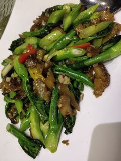 A picture of Choisam with Sea Cucumber.