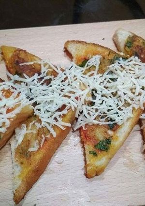 A picture of Cheese Potato Toast.