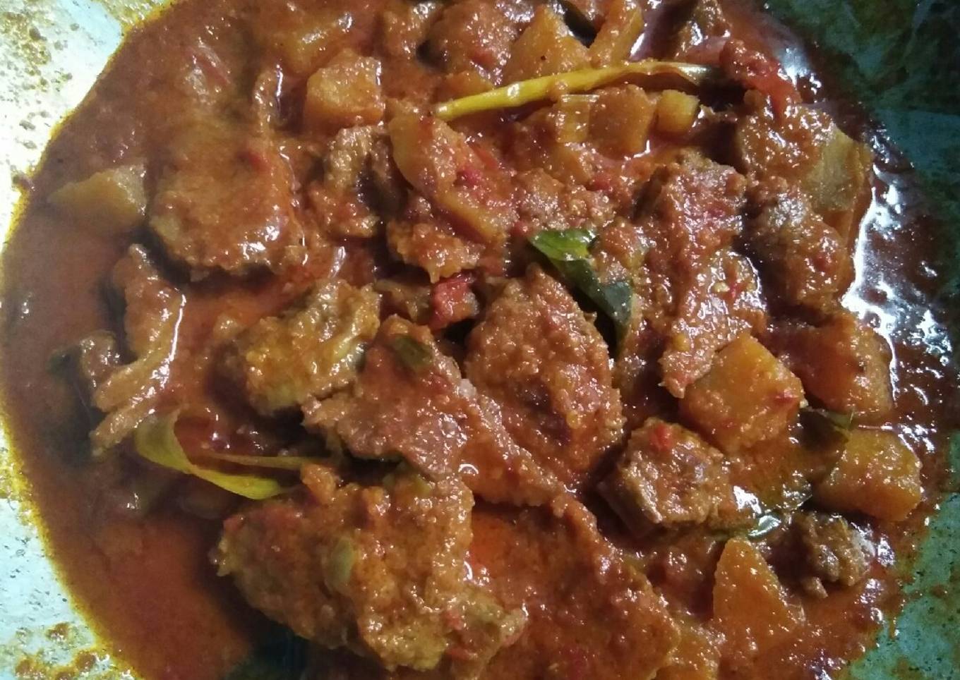Rendang daging cap mami
