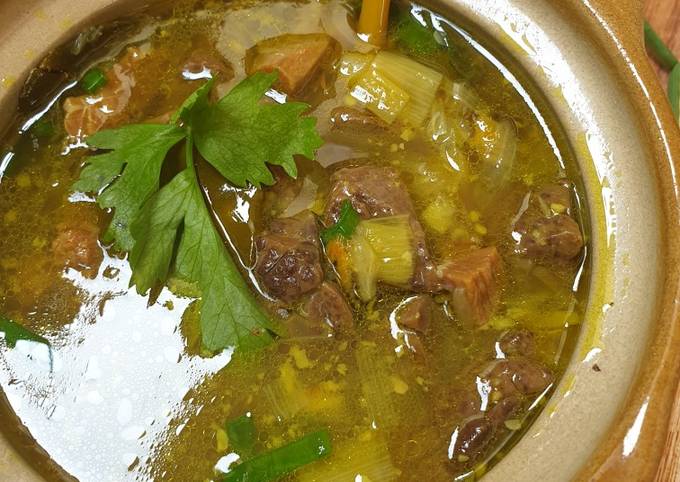 Resep termudah bikin Soto daging dan paru pakai presto. #simpel dijamin menggugah selera