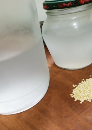 Una foto de Rejuvelac de quinoa
