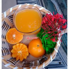 A picture of FRESH ORANGE JUICE...!!.