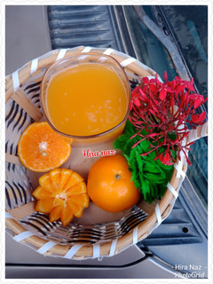 A picture of FRESH ORANGE JUICE...!!.
