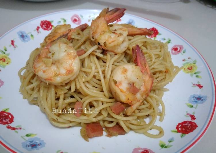 483.Spaghetti Prawn Garlic