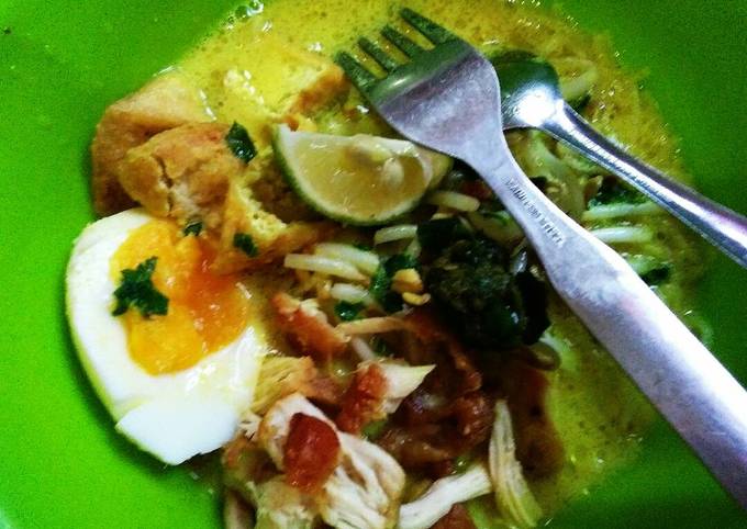 Bagaimana Membuat Soto ayam yang Bisa Manjain Lidah