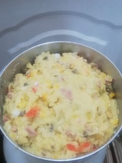 عکسی از دستور سالاد الویه