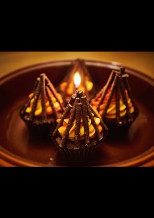 A picture of Bonfire Cupcakes.