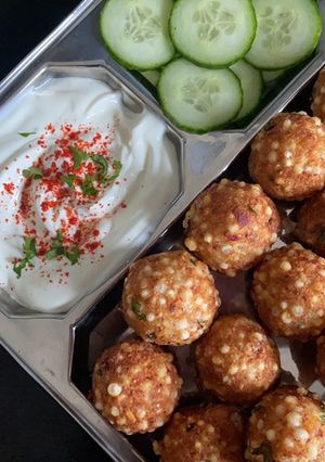 વ્રત ઉપવાસ માં બનતા સાબુદાણા ના વડા || tapioca pearls spicy balls || साबूदाना वड़ा રેસીપી મુખ્ય ફોટો