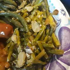 A picture of Asparagus Amandine.