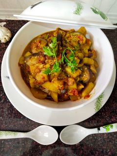 बैंगन पुदीना मसाला (Baingan Pudina masala recipe in Hindi) रेसिपी मुख्य फोटो