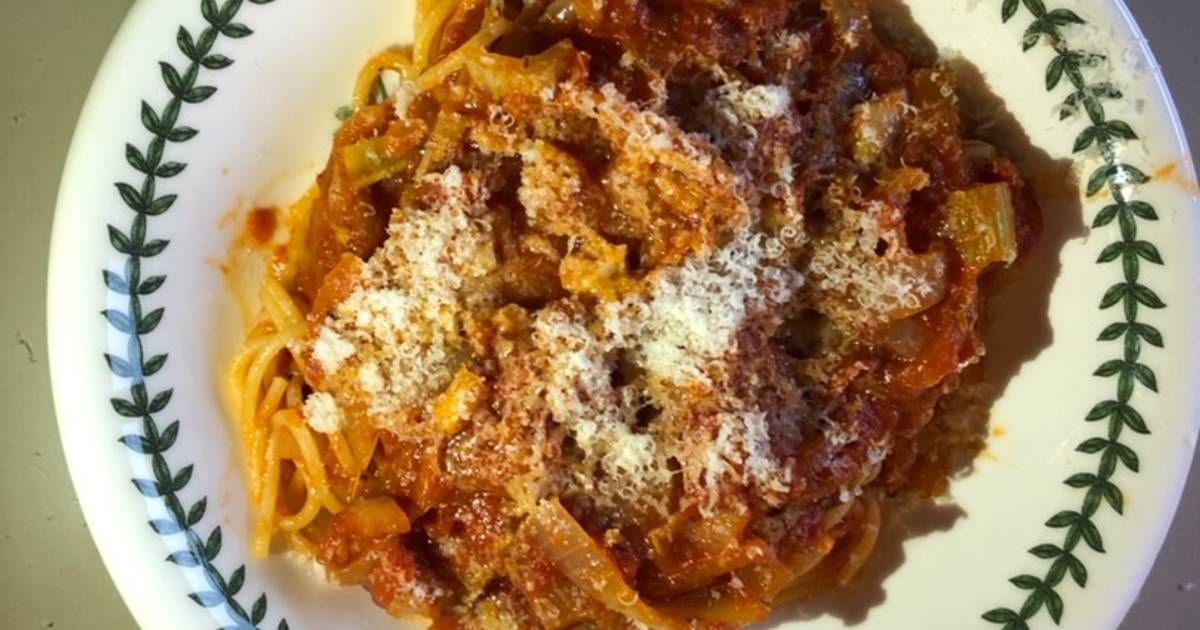 Onion, Garlic & Tomato Pasta Recipe by John A Cookpad