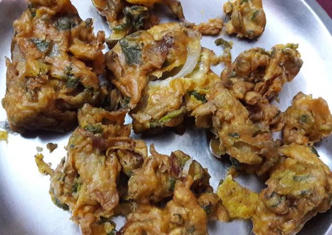 Onion Palak Pakora recipe main photo