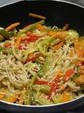 Fettuccini integral con verduras al curry