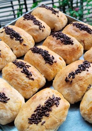 Foto resep Bolen pisang dan choco cheese roll