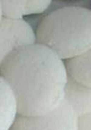A picture of Rava Idli.