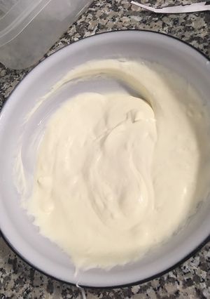 Una foto de Crema chantilli para rellenar tortas de cumpleaños