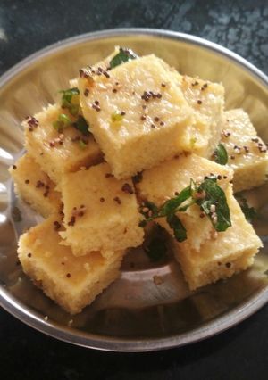 A picture of Dhokla.