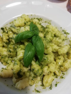 Foto di Gnocchetti sardi_ malloreddus al pesto di basilico