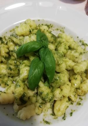A picture of Malloreddus (Sardinian Gnocchetti) with Basil Pesto.