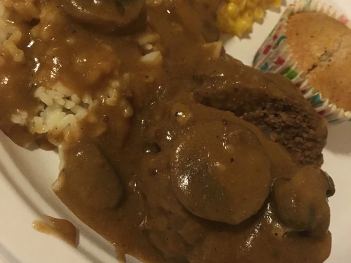 Easy Steps to Make Recipe P-lo&amp;#39;s Salisbury Steak and Gravy that is Delicious, Really Delicious}