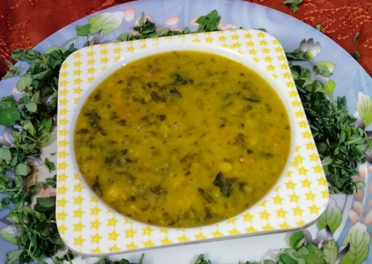 Recipe of Yummy Spinach Dal tadka(Dhaba style