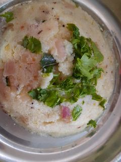 રવા ઉપમા(Rava upma Recipe in Gujarati) રેસીપી મુખ્ય ફોટો