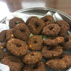 A picture of Masala vada (mix dal vada).