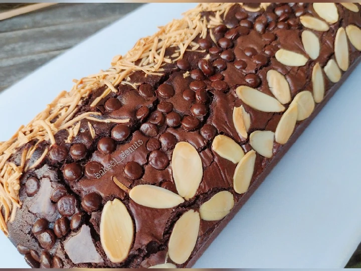 Langkah Mudah untuk Membuat Resep Fudgy Brownies Shiny Crust yang  Bikin Ketagihan Anti Ribet, Bikin Ngiler