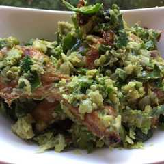 A picture of Ayam Cabe Ijo.