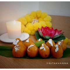 A picture of Sweet Potato Ukadiche Modak with B/Gourd, Coconut & nuts filling.