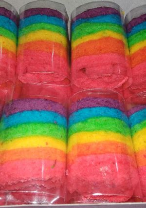 Foto resep 8. Rainbow Roll Cake modal dikit untung banyak