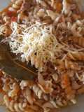 Guiso de fideos tirabuzón