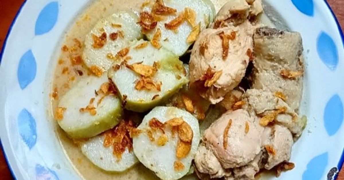 Opor Ayam Putih