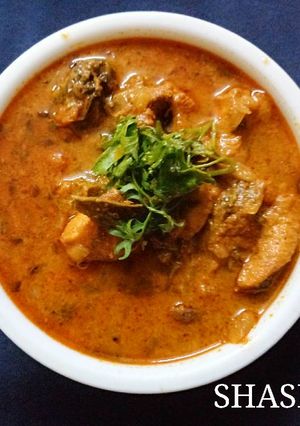 A picture of Chicken curry.