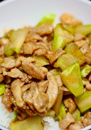 รูปของ ไก่ผัดซอสน้ำมันหอย
