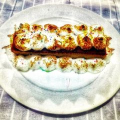 A picture of Meringue brule.